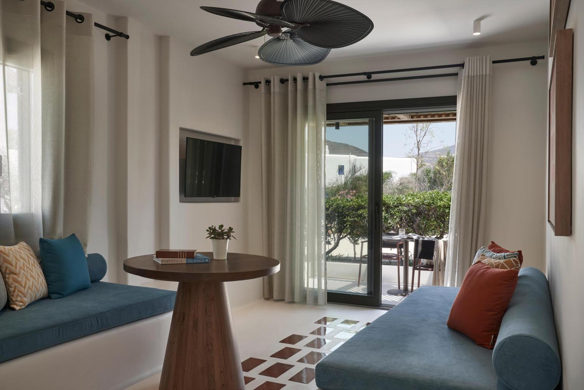 Hotel Andronis Minois Parasporos Zewnętrze zdjęcie